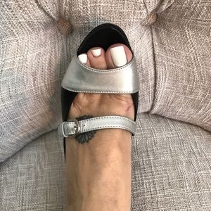 Authentic Taryn Rose open toe pumps